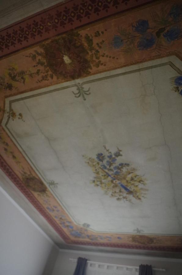 Flower Garden Apartment Vicino Al Centro Florence Buitenkant foto